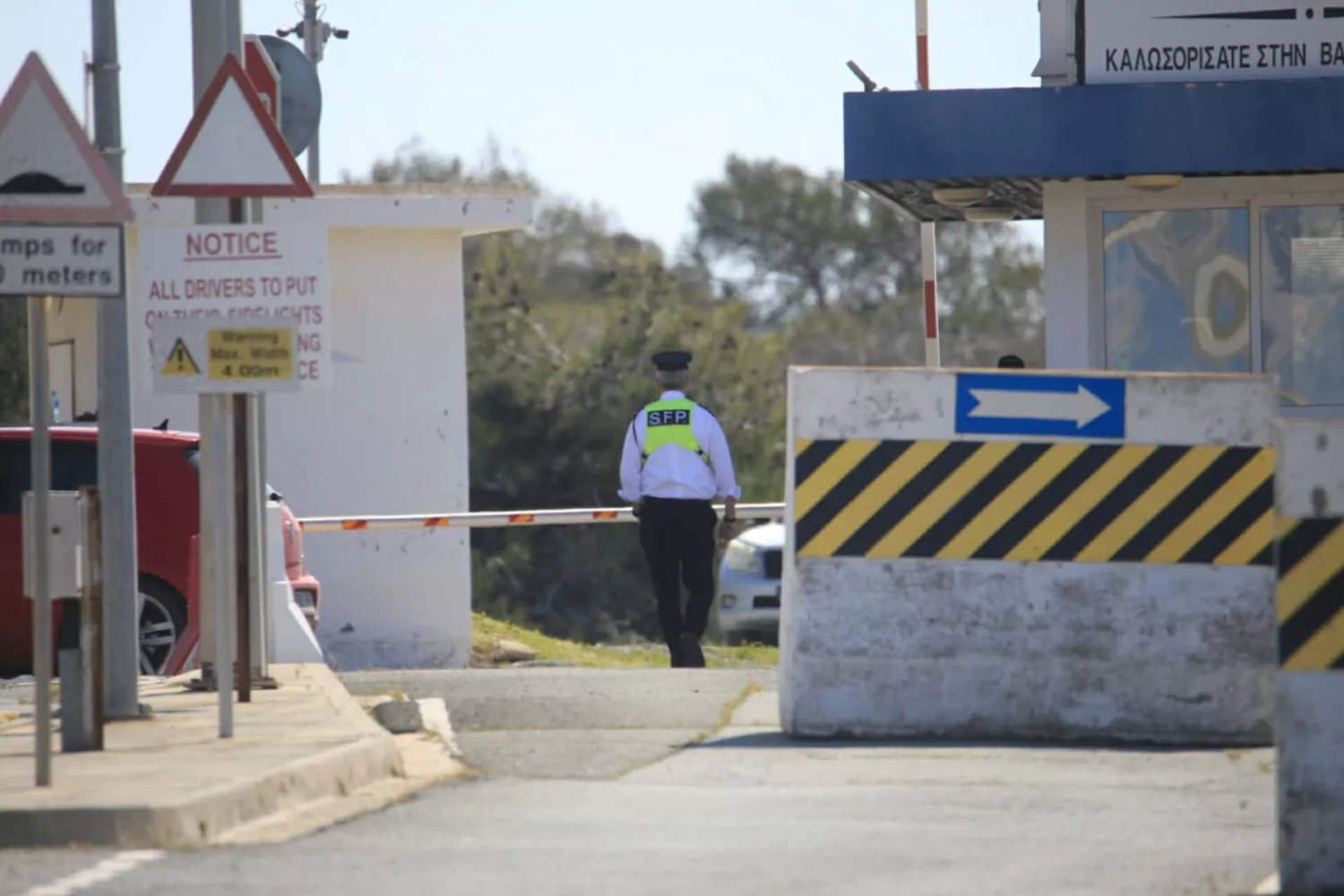 英国斥资55万英镑为阿克罗蒂里皇家空军基地采购新型空袭警报器 新闻配图