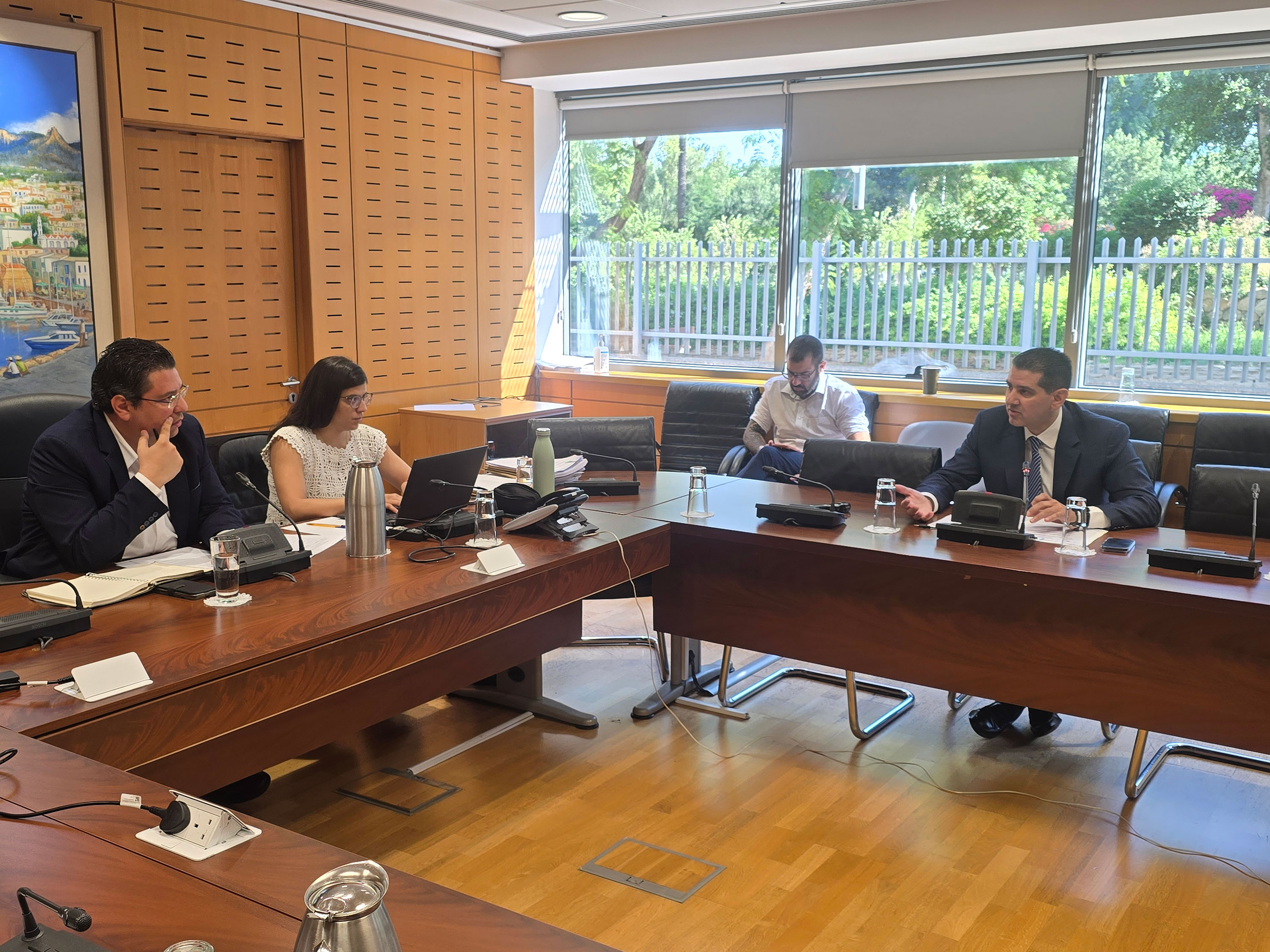 塞浦路斯部长警告2030年前需要天然气以避免电力供应问题 新闻配图