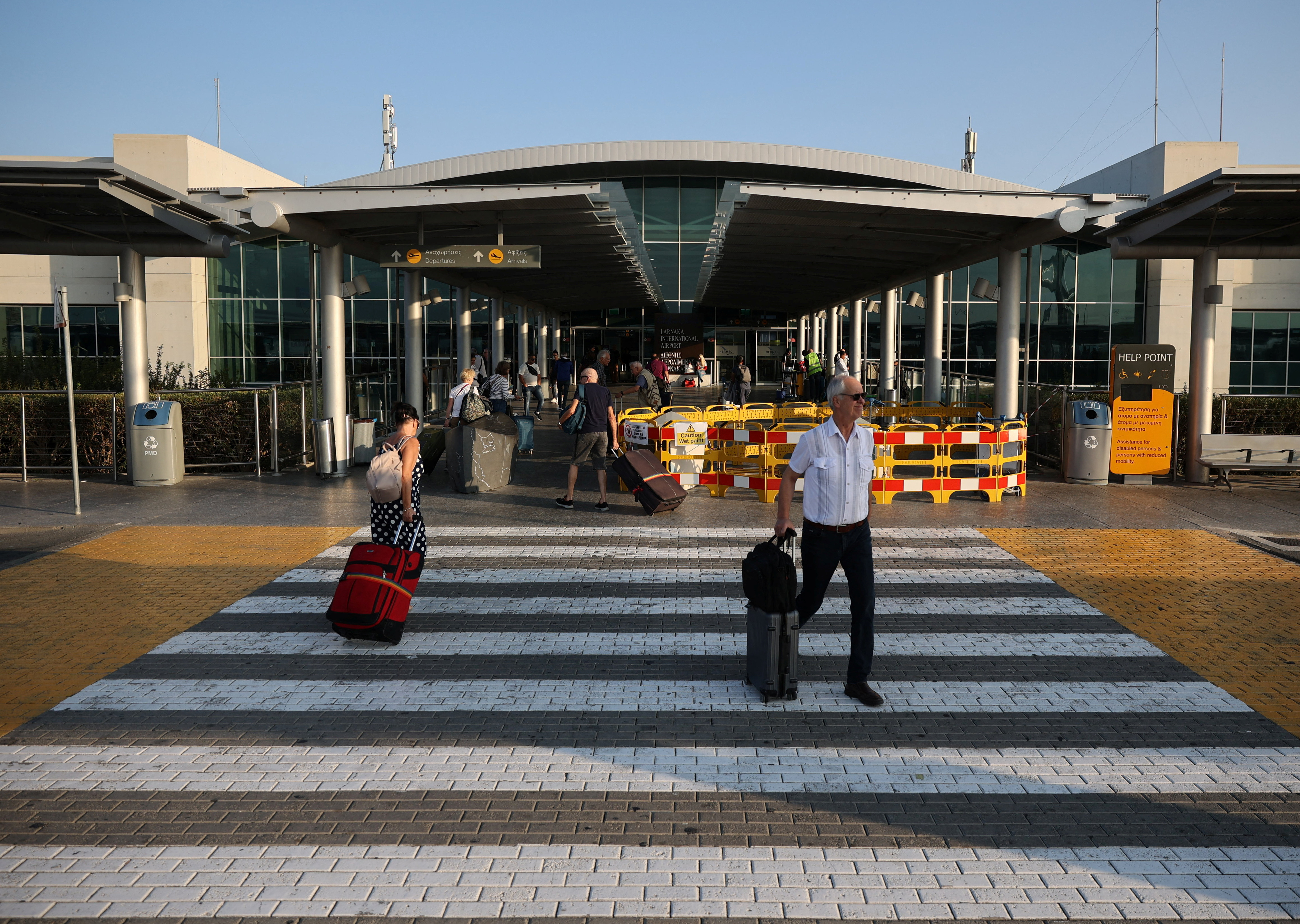 塞浦路斯机场6月份客流量下降幅度缩小 新闻配图